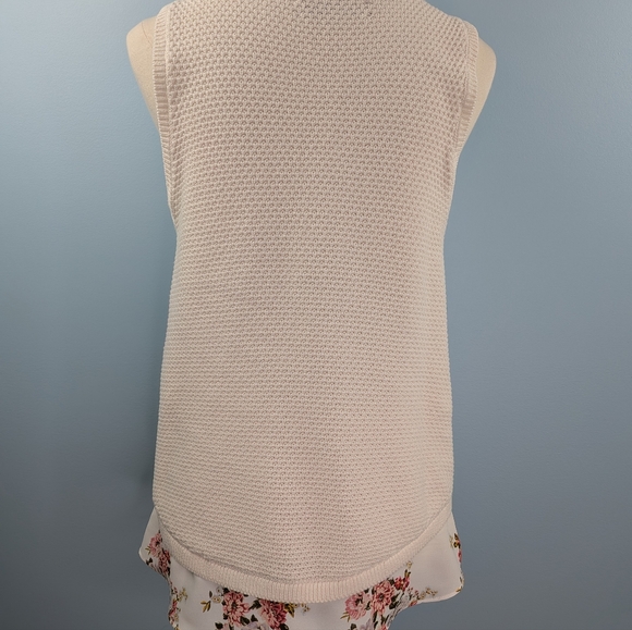 LOFT Sleeveless Cream Knit Top with Floral Hem – Size Large - Picture 8 of 8